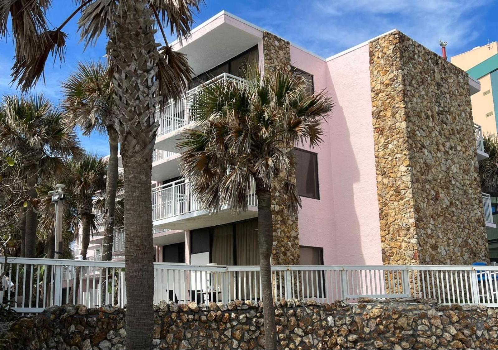Flamingo Inn Beachfront - Дейтона-Бич Экстерьер фото