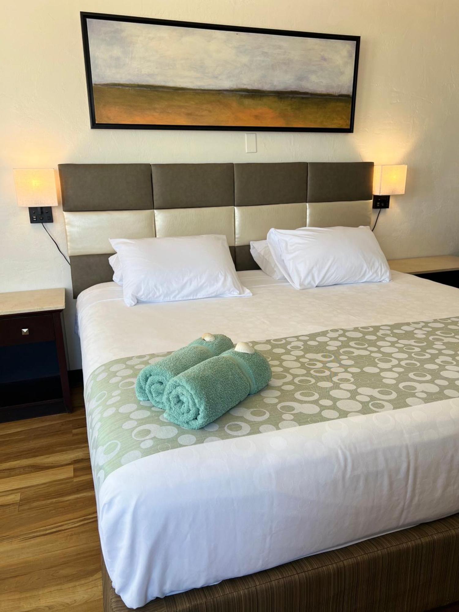 Flamingo Inn Beachfront - Дейтона-Бич Экстерьер фото